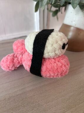🍣 Little Sushi Wrap Hand-Crocheted Plush